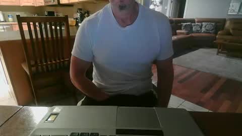 Mark online show from November 2025 12:05:02 PM