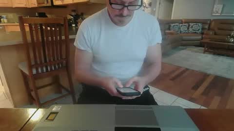 Mark online show from November 2025 02:40:02 PM