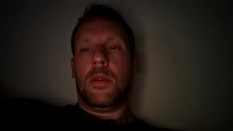 Snapshot of mark__39 chatting on April 2026 10:00:02 PM Mark online show from April 2026 10:00:02 PM