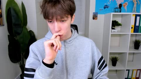 Snapshot of mark_branston chatting on April 2026 10:27:01 AM Mark online show from April 2026 10:27:01 AM