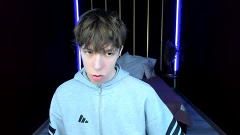 Snapshot of mark_branston chatting on April 2026 09:47:01 AM Mark online show from April 2026 09:47:01 AM