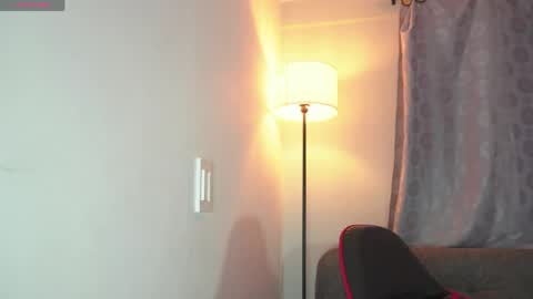 Snapshot of mark_hazze chatting on May 2026 10:59:02 PM Mark online show from May 2026 10:59:02 PM