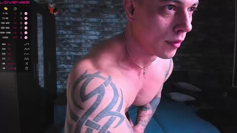 Mark online show from December 2025 06:42:02 AM