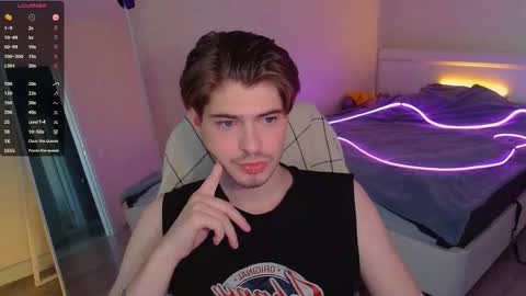 Snapshot of mark_sun chatting on September 2025 02:16:02 PM Mark online show from September 2025 02:16:02 PM