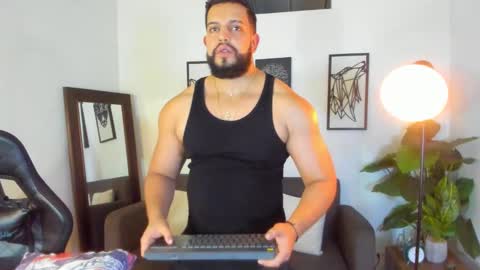 mark_x23 online show from March 2026 02:04:02 AM