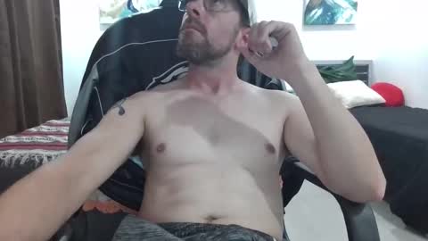 Snapshot of markbwcusmc chatting on February 2026 03:47:02 AM markbwcusmc online show from February 2026 03:47:02 AM