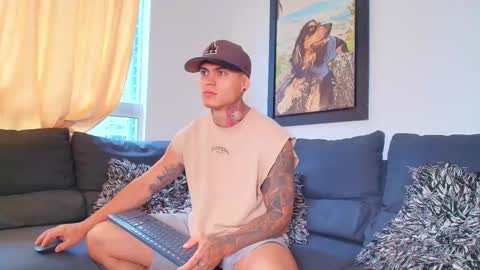 Sebastian online show from November 2025 04:01:02 PM