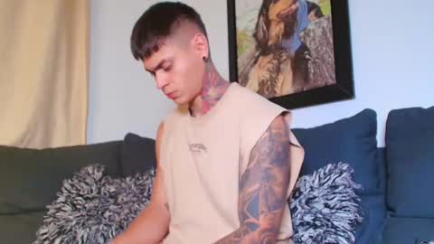 Sebastian online show from November 2025 03:21:02 AM