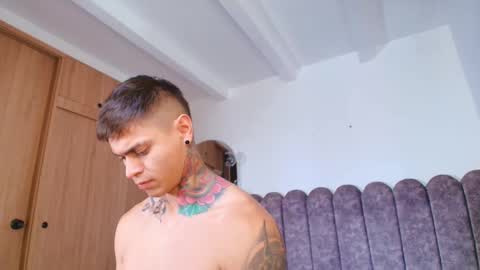 Sebastian online show from December 2025 08:50:02 PM