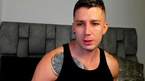 Snapshot of marks_saenz chatting on April 2026 11:52:02 AM 50 OFF TODAY PM para colaboraciones online show from April 2026 11:52:02 AM