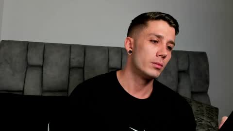 Snapshot of marks_saenz chatting on April 2026 10:53:02 AM 50 OFF TODAY PM para colaboraciones online show from April 2026 10:53:02 AM