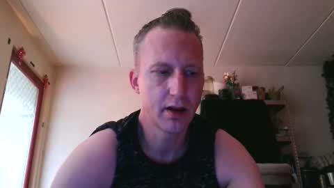 Snapshot of marktheboy4u chatting on May 2026 12:02:01 PM Mark online show from May 2026 12:02:01 PM