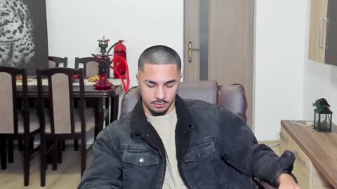 Tison online show from December 2024 04:56:01 AM