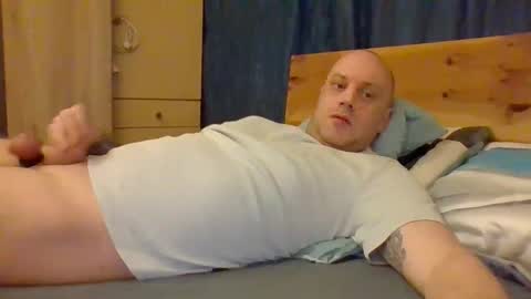 markus_7 online show from February 2026 04:46:02 PM