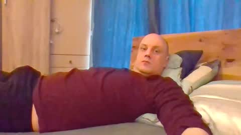 markus_7 online show from March 2026 08:25:01 AM