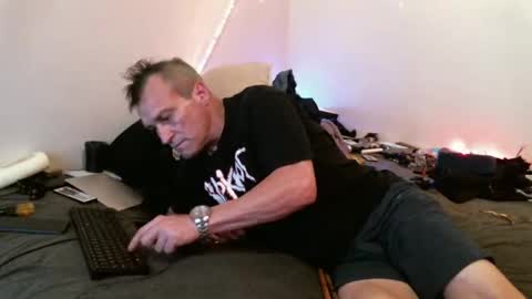 Snapshot of markymark515 chatting on March 2025 10:13:02 AM MarkyMark7169 online show from March 2025 10:13:02 AM