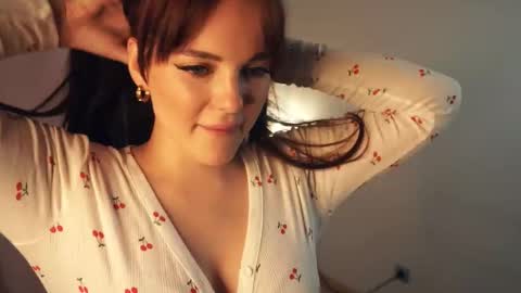 Snapshot of marlenegadley chatting on October 2025 07:47:01 PM Kira online show from October 2025 07:47:01 PM