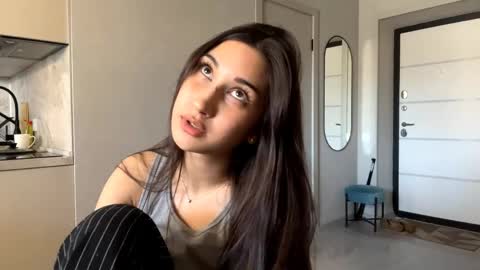 Snapshot of marloeber chatting on June 2026 02:33:01 PM Kalli online show from June 2026 02:33:01 PM