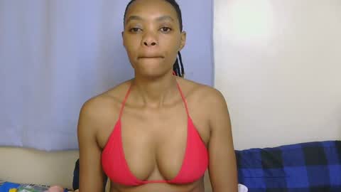Snapshot of marly_babe chatting on July 2026 11:45:02 PM Marly online show from July 2026 11:45:02 PM