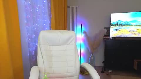 Alena online show from February 2025 10:50:01 PM