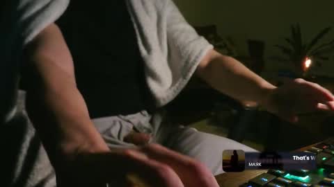 Snapshot of marnieccc chatting on October 2025 08:18:02 PM marnieccc online show from October 2025 08:18:02 PM