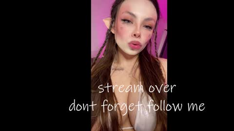 Snapshot of marniemercury322 chatting on December 2024 06:12:02 PM ANGIE online show from December 2024 06:12:02 PM
