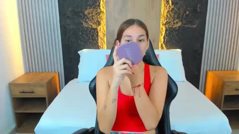 Snapshot of maroly_21 chatting on March 2025 01:58:02 AM Maly online show from March 2025 01:58:02 AM