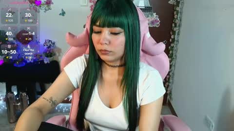 Snapshot of maron_baez chatting on April 2026 02:06:01 AM maron online show from April 2026 02:06:01 AM