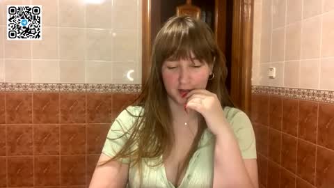 Miriam online show from December 2025 09:00:01 PM