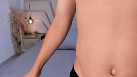 maroxcute online show from November 2025 11:32:02 AM