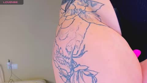 Snapshot of marrenar chatting on October 2025 04:22:01 AM Mari online show from October 2025 04:22:01 AM