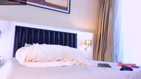 Snapshot of marrenar chatting on November 2025 07:08:01 AM Mari online show from November 2025 07:08:01 AM