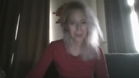 Snapshot of marrygorund chatting on January 2025 08:33:01 AM MaryGoRound online show from January 2025 08:33:01 AM