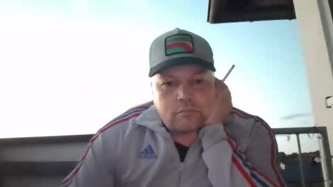 Snapshot of mars0481 chatting on September 2025 06:07:01 PM mars0481 online show from September 2025 06:07:01 PM