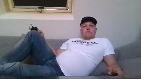 Snapshot of mars0481 chatting on September 2025 10:50:01 AM mars0481 online show from September 2025 10:50:01 AM