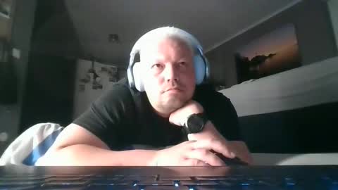 mars0481 online show from April 2026 11:02:01 PM