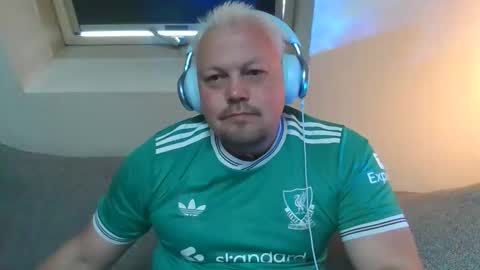 mars0481 online show from April 2026 01:06:02 PM