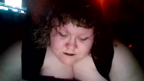 Snapshot of marshallmarx517 chatting on April 2026 02:22:02 AM marshallmarx517 online show from April 2026 02:22:02 AM