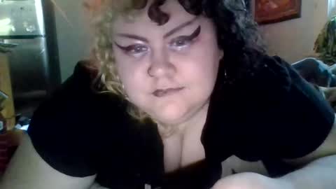 Snapshot of marshallmarx517 chatting on June 2026 12:30:01 AM marshallmarx517 online show from June 2026 12:30:01 AM