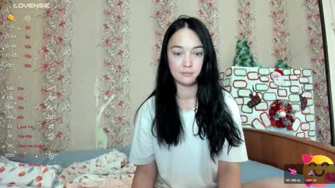 Snapshot of marshmallow_xxx chatting on January 2026 10:58:02 PM Elsa Lovense Lush is active Open Pvt Welcome to the world of pleasure online show from January 2026 10:58:02 PM
