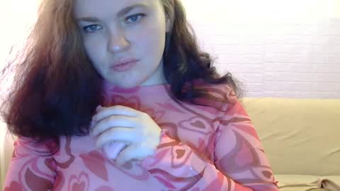 Snapshot of marshmellowsofia chatting on June 2026 04:43:02 AM marshmellowsofia online show from June 2026 04:43:02 AM