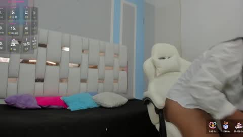 Mar Smith online show from October 2025 01:06:01 AM