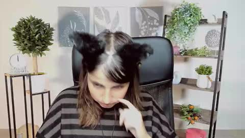 Snapshot of martaedams chatting on October 2025 06:13:02 AM martaedams online show from October 2025 06:13:02 AM