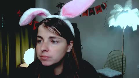 Snapshot of martaedams chatting on October 2025 07:30:02 AM martaedams online show from October 2025 07:30:02 AM