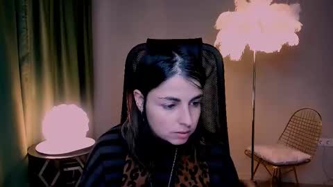 Snapshot of martaedams chatting on December 2025 08:12:01 AM martaedams online show from December 2025 08:12:01 AM