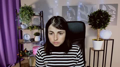 martaedams online show from April 2026 06:14:01 AM