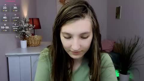 Snapshot of marthalune chatting on October 2025 10:38:01 AM Martha online show from October 2025 10:38:01 AM