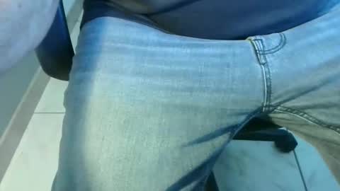 Snapshot of martial04 chatting on April 2026 09:35:01 AM martial04 online show from April 2026 09:35:01 AM