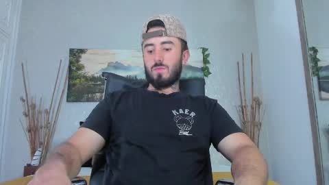 Snapshot of martin_foster_ chatting on April 2026 08:02:01 PM Martin Foster online show from April 2026 08:02:01 PM