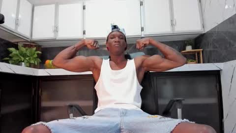 Martin online show from November 2025 07:39:02 PM